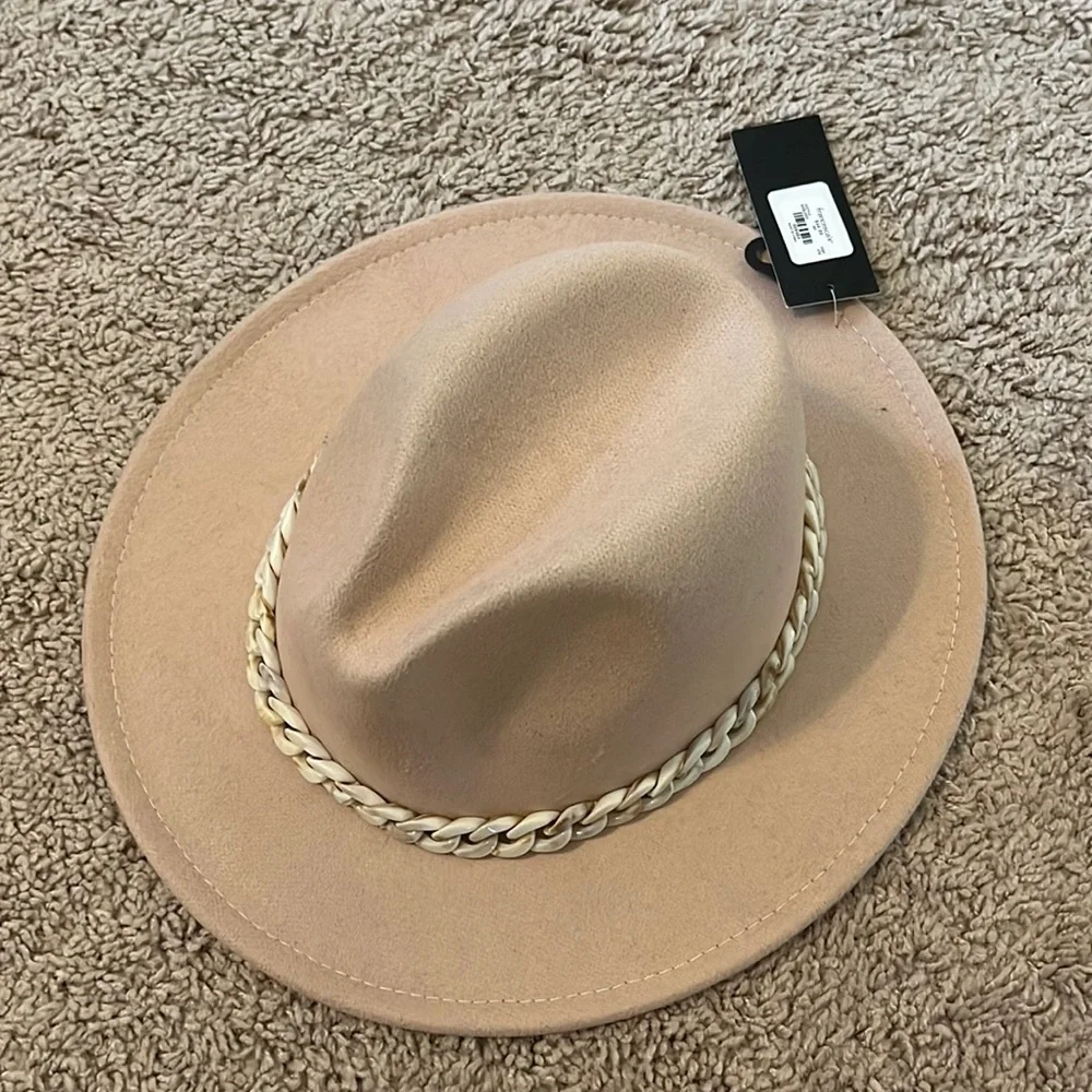 Hat - Picture 1 of 3